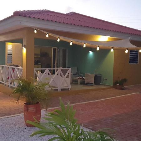 Willibrordus Local Willibrord Lodge מראה חיצוני תמונה
