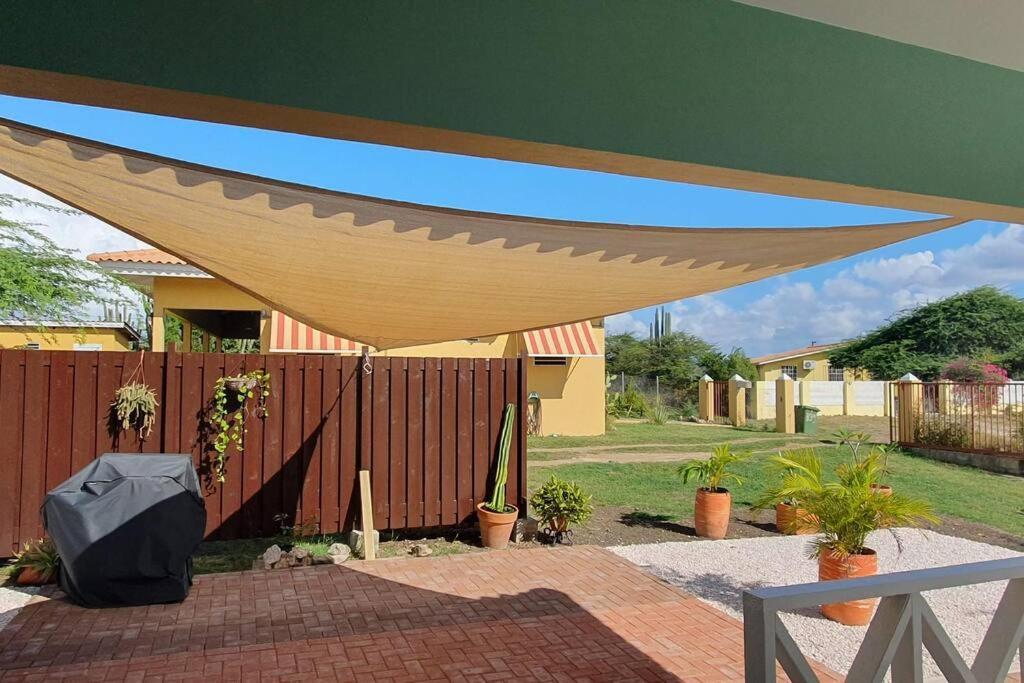 Willibrordus Local Willibrord Lodge מראה חיצוני תמונה
