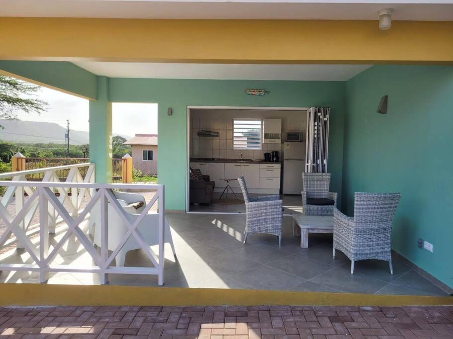 Willibrordus Local Willibrord Lodge מראה חיצוני תמונה